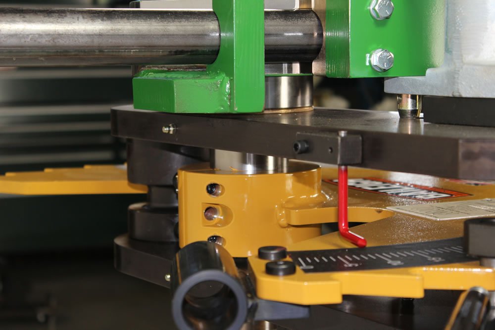 RDB-100 Manual Tubing Bender for Low-Volume Fabrication