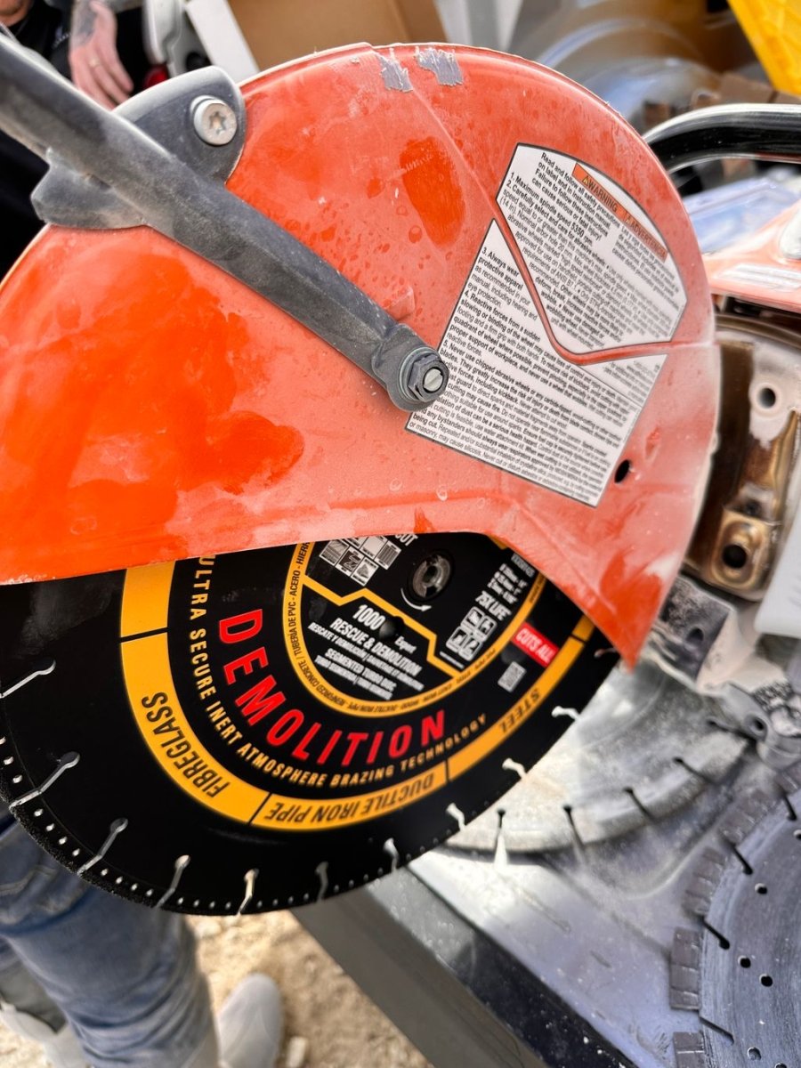 Cat® 1000 Expert Rescue Demolition Blade with Free Shipping - Superior Performance