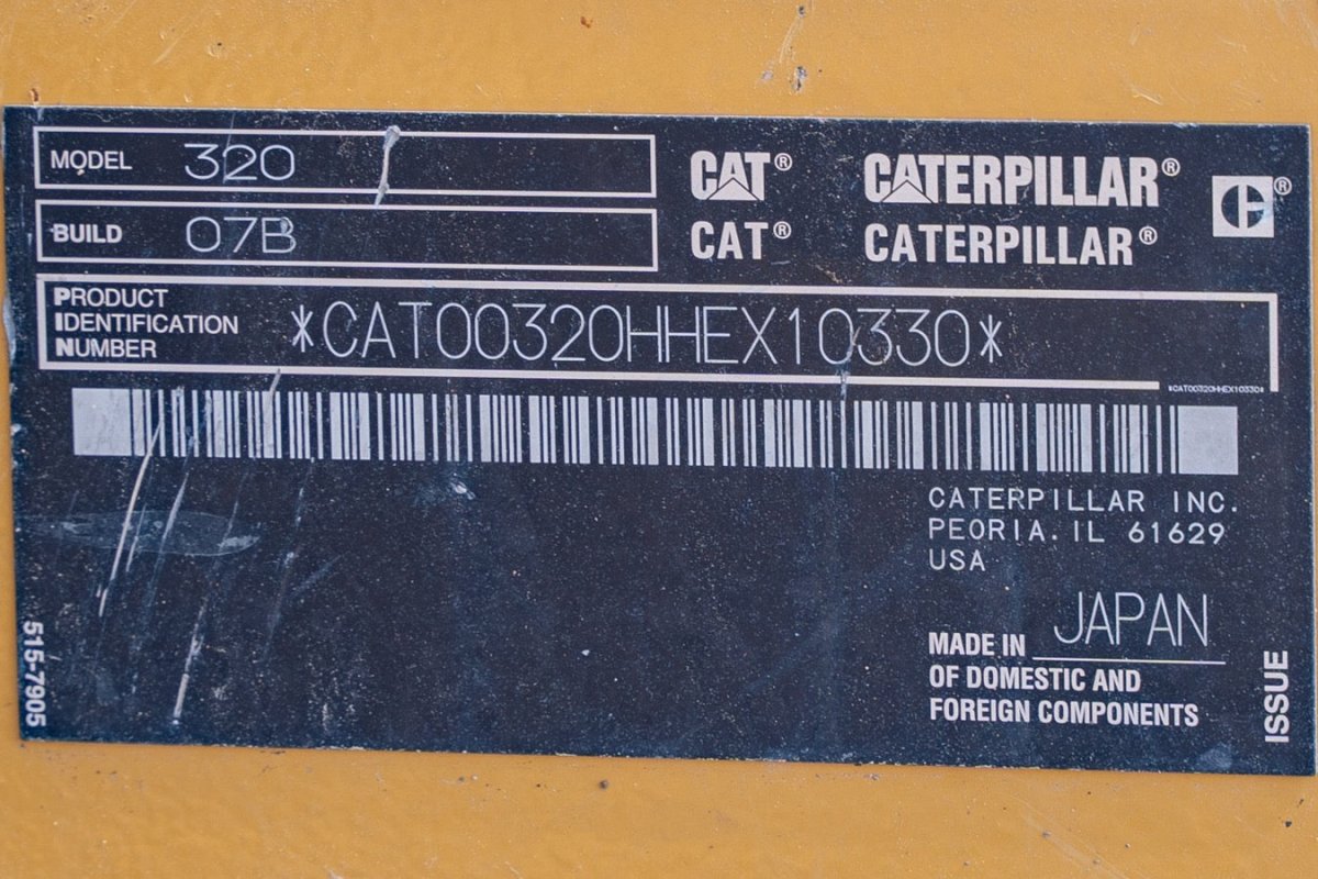 2019 Caterpillar Excavator with 4500 Operating Hours - Ideal for Heavy - Duty Construction and Waterway Work