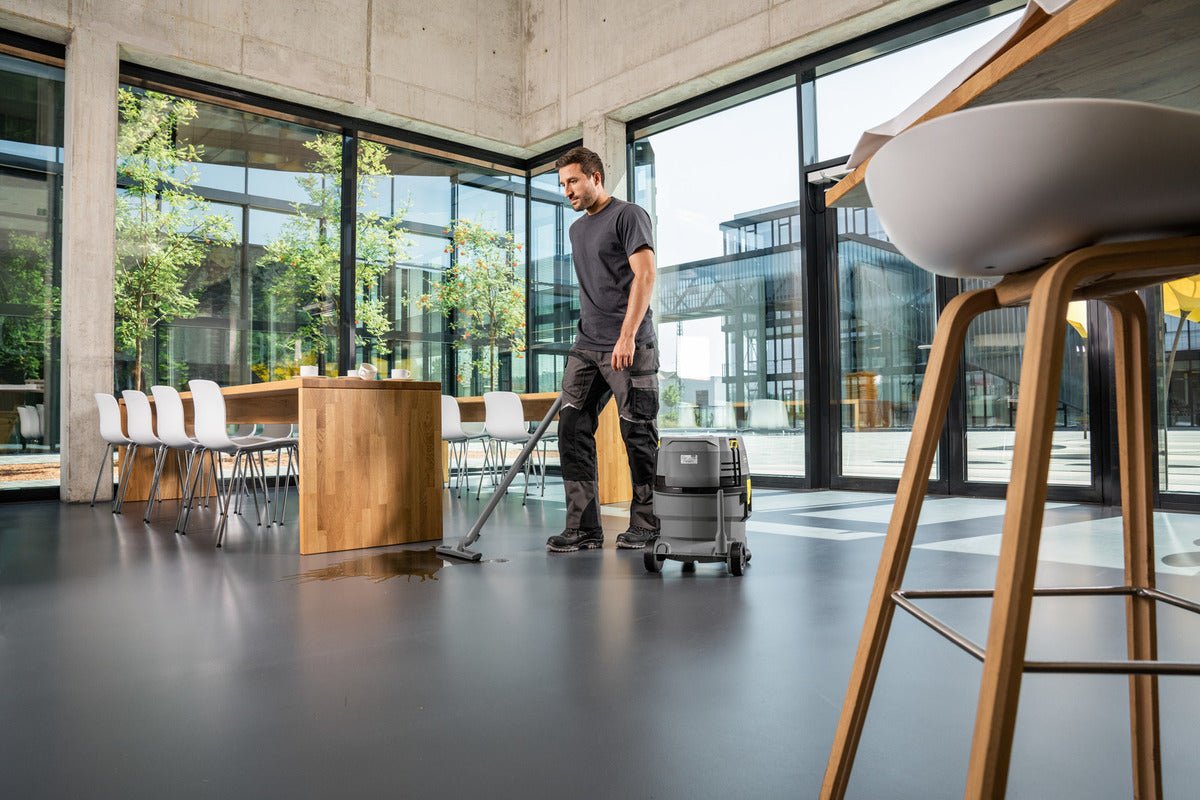 NT 22/1 AP BP Cordless Quiet Lightweight Wet & Dry Vacuum Cleaner