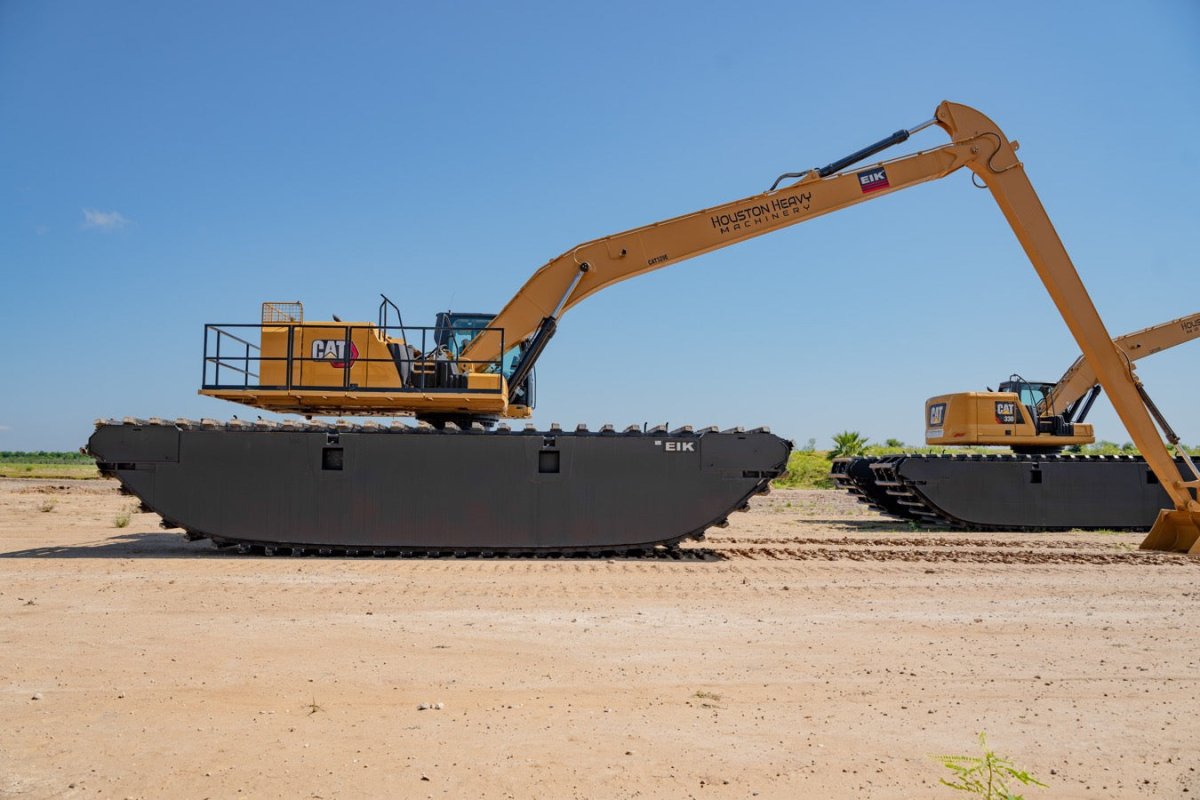 2020 Caterpillar Long Reach Excavator with 3,817 Operating Hours
