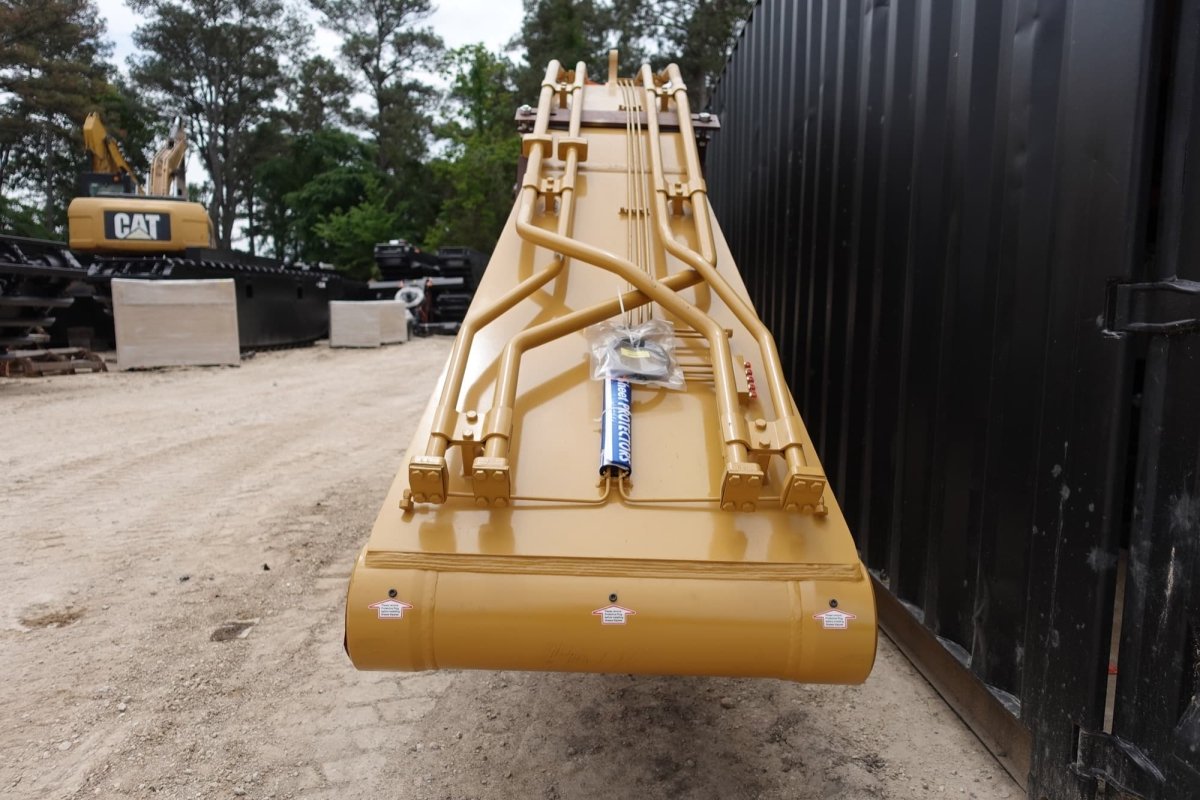 Heavy - Duty CAT336E Excavator with 65 - FT Reach, 33 - 38 Tons