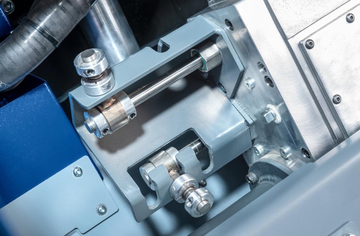 High-Performance Multicut 570 Diesel Flat Saws for Concrete Cutting