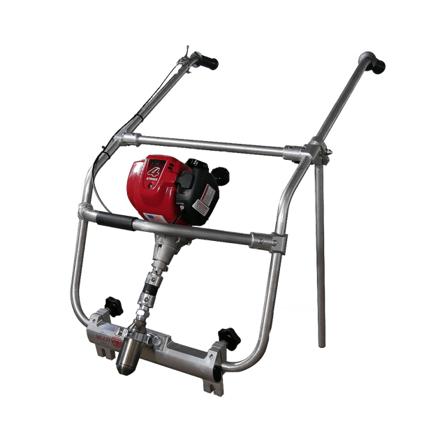 Multivibe Gas-Powered WC50 Wildcat Roller Screed System for Concrete Finishing