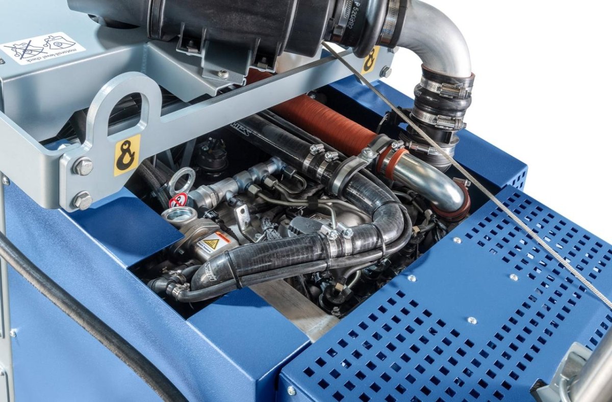 High-Performance Multicut 570 Diesel Flat Saws for Concrete Cutting