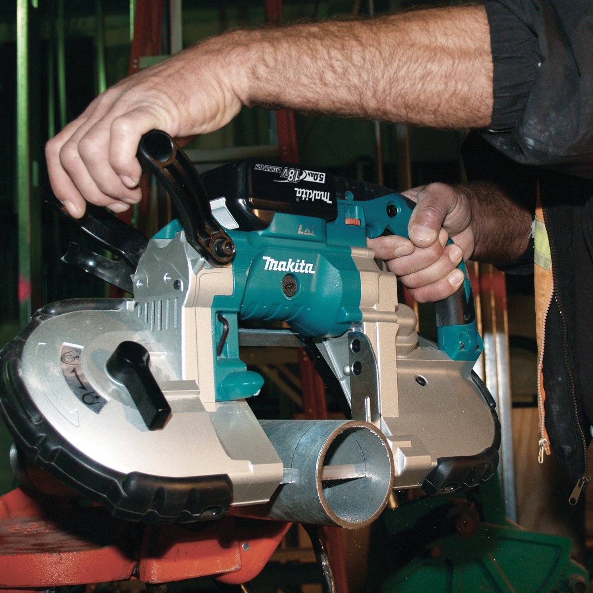 Makita 18V LXT® Cordless High-Torque Portable Band Saw for Metal Cutting