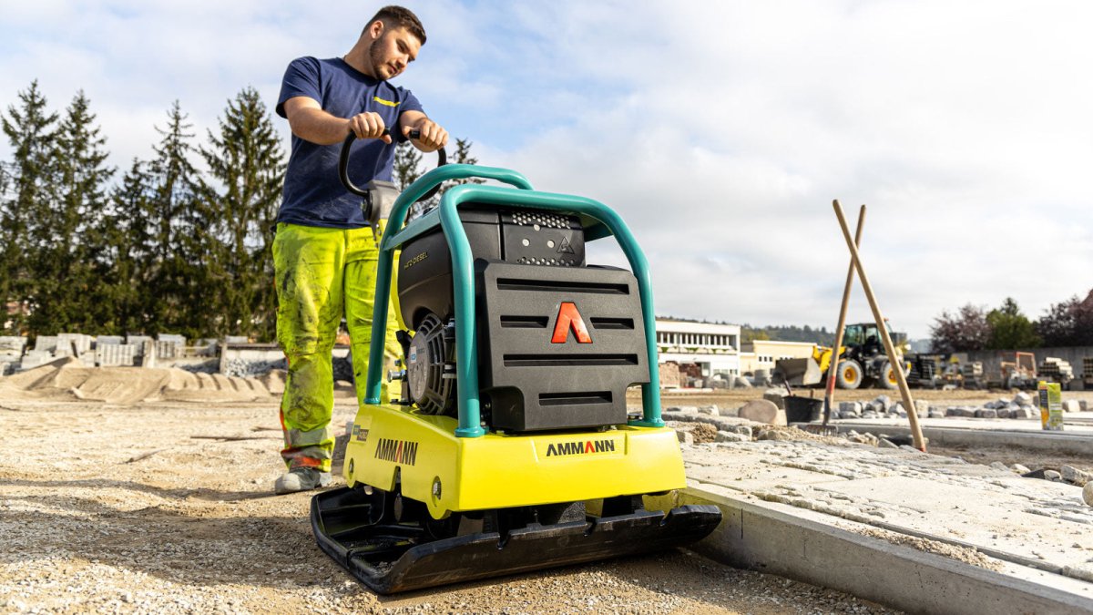 High - performance APR 40/60 Reversible Vibratory Compaction Plates