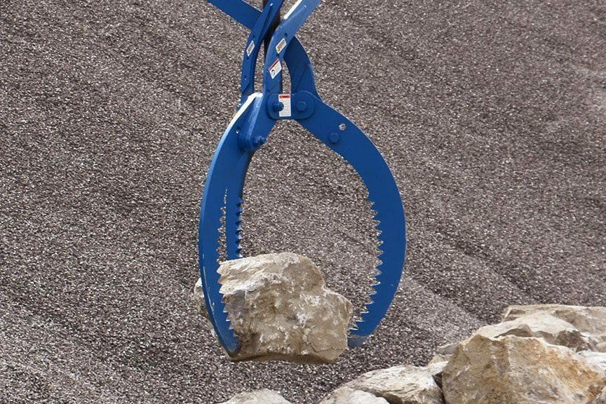 MG6000 Rocklift - Heavy - Duty Mechanical Grapple for Lifting Rocks and Debris