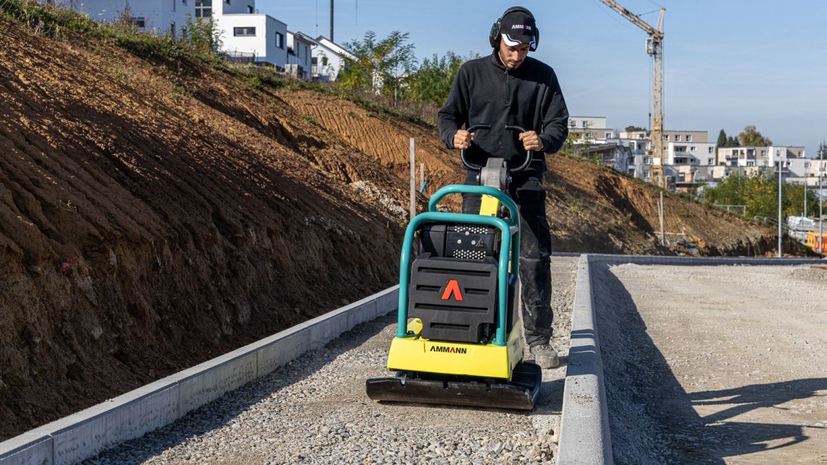 High - performance APR 40/60 Reversible Vibratory Compaction Plates