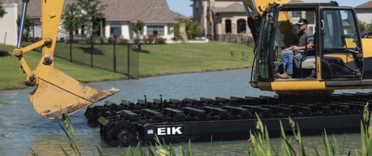 AM350-3 Amphibious Excavator Undercarriage - High-Performance Undercarriage for Amphibious Excavators