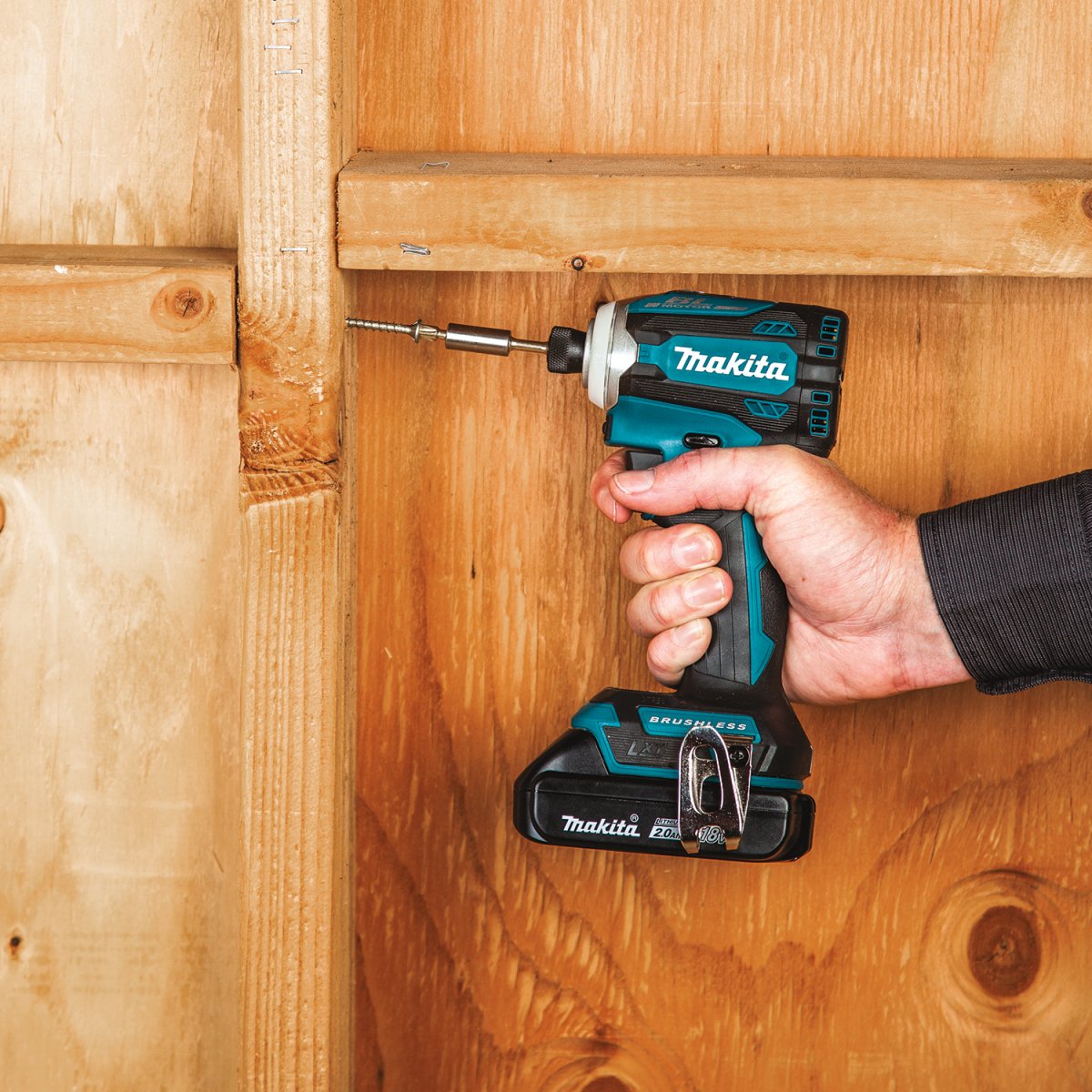 Makita 18V LXT® Lithium-Ion Compact and Lightweight Brushless Cordless Quick-Shift Mode™ 4-Speed Impact Driver Tool Kit with 2.0Ah Battery