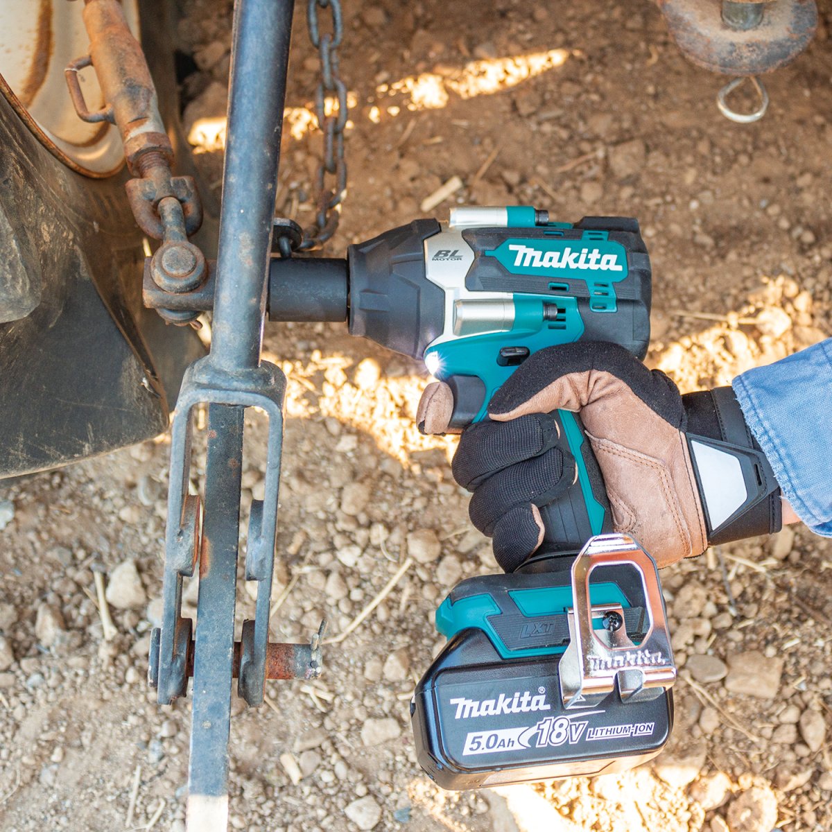 18V LXT® Lithium-Ion Brushless Cordless 4-Speed Medium-Torque 1/2 Square Drive Impact Wrench with Detent Anvil for Automotive, Installation, and Fabrication Trades