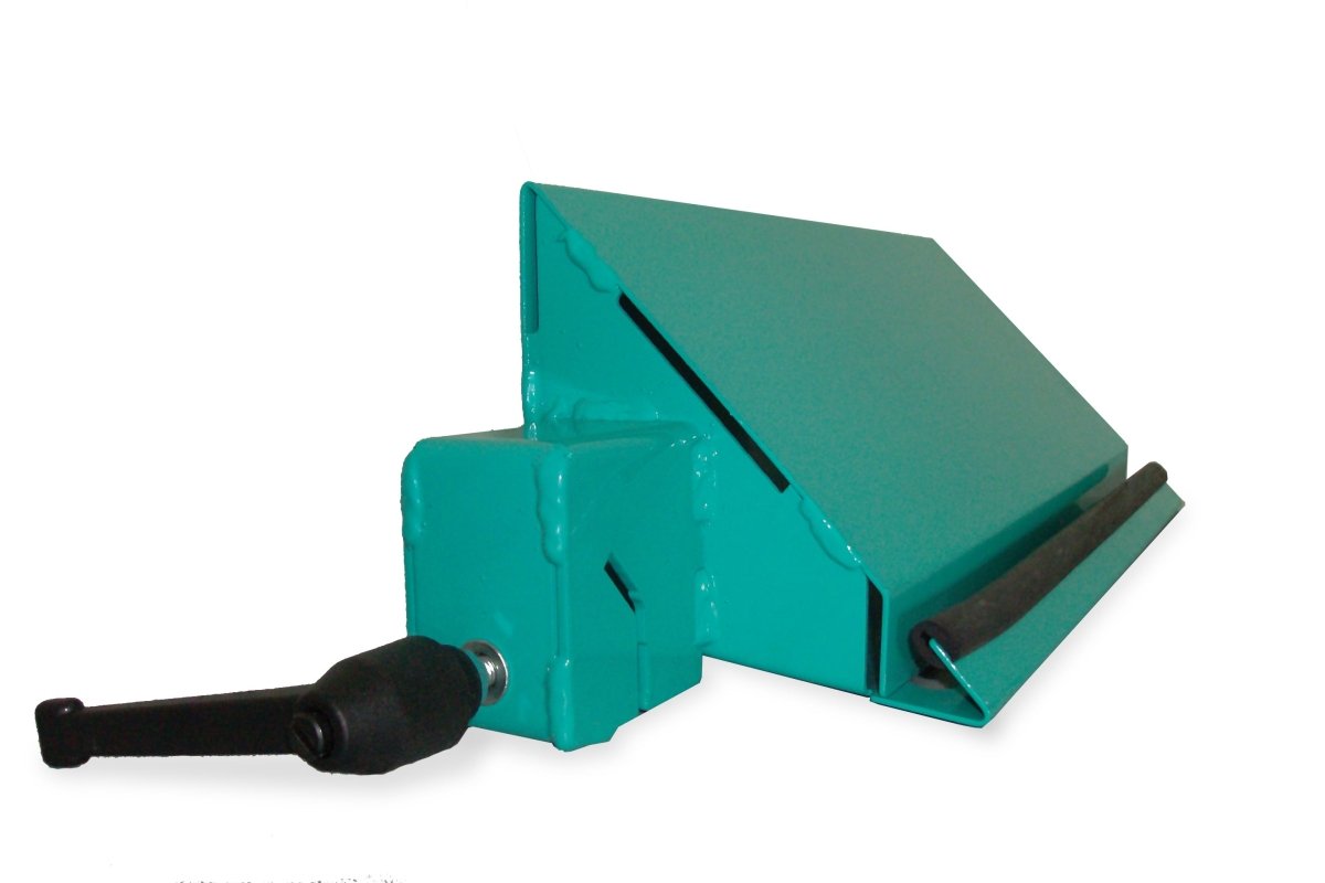 High - Performance Water - Cooled Masonry 750 Plus Saw for Large - Sized Slab Cutting