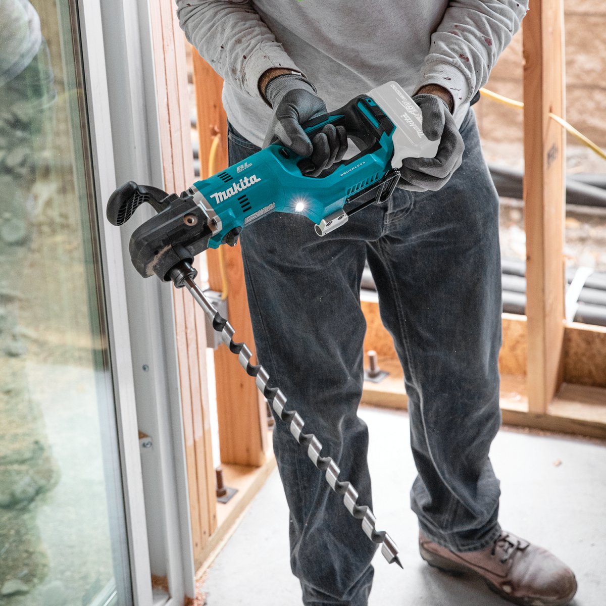 18V LXT® Brushless Cordless 7/16 Hex Right-Angle Drill with High-Speed Performance