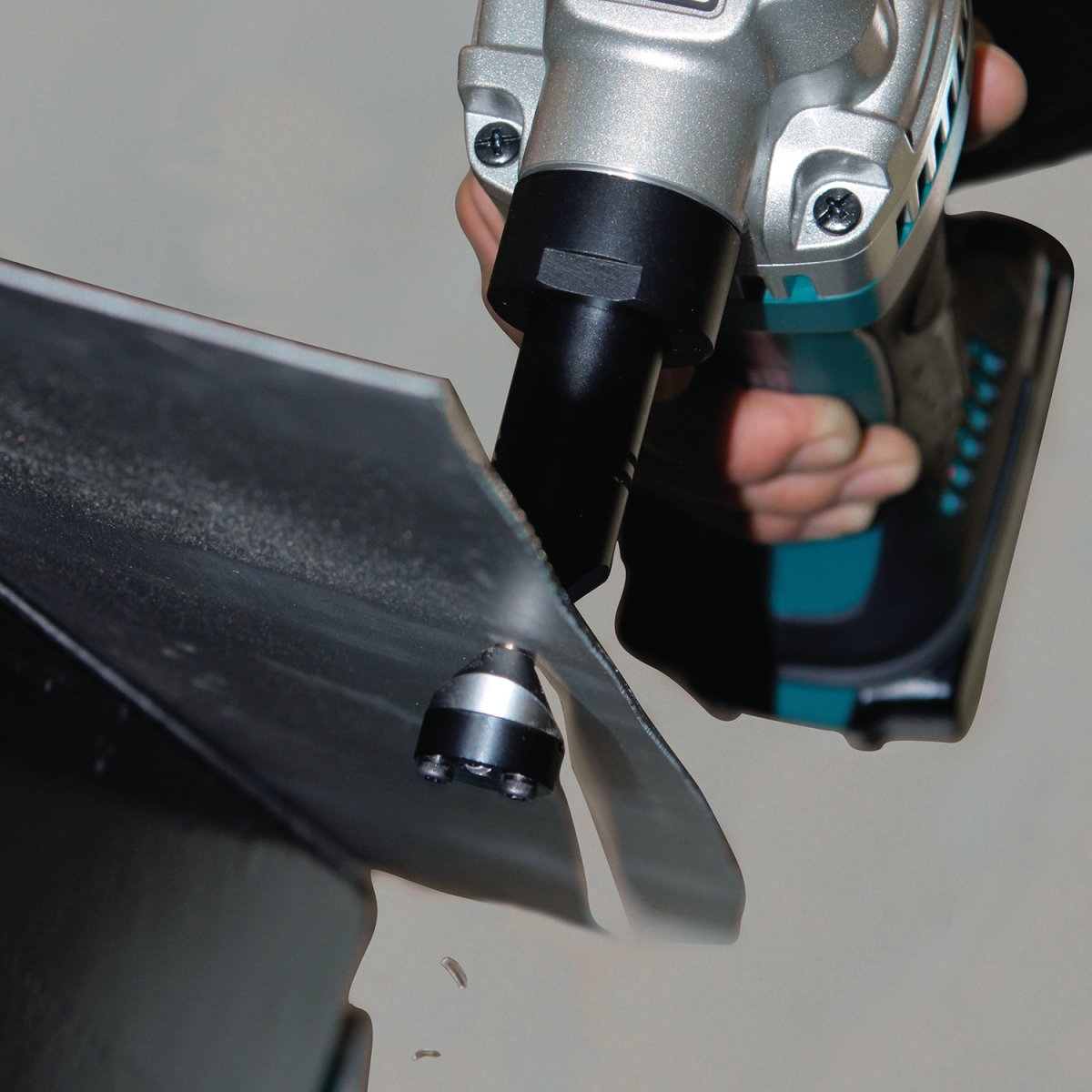 18V LXT® Cordless 16 Gauge Lithium-Ion Metal Cutting Nibbler