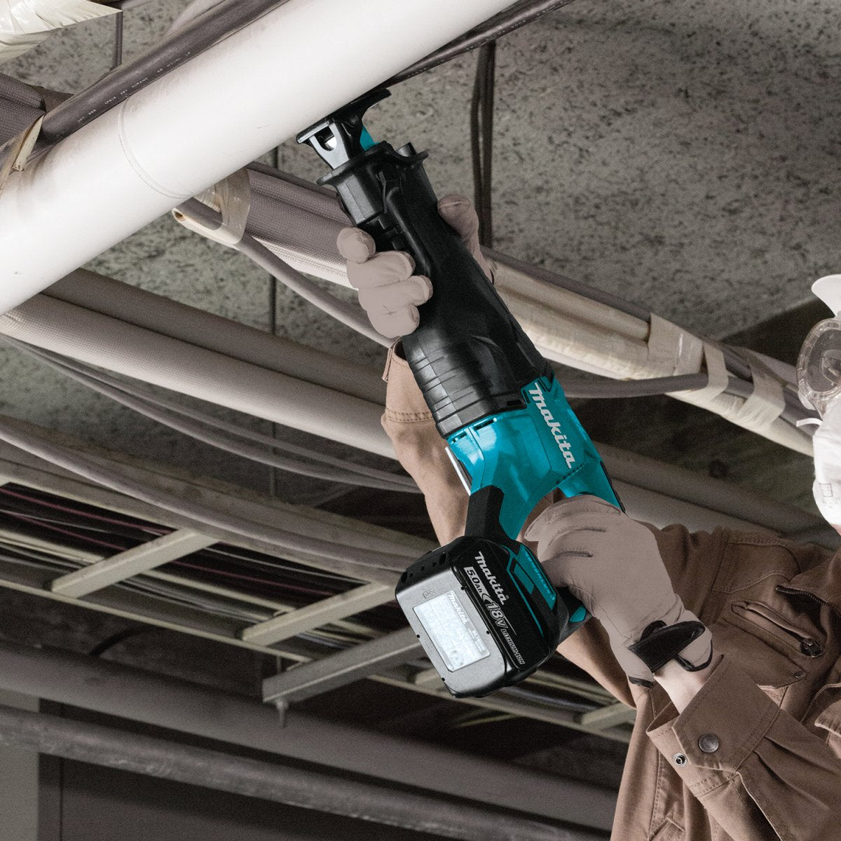 Makita 18V LXT® Brushless Cordless Recipro Saw with Fast-Charging Lithium-Ion