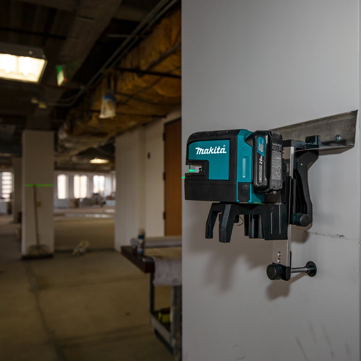 12V Max CXT® Cordless 2.0Ah Lithium‑Ion Self‑Leveling Green Beam Laser with 4-Point Function