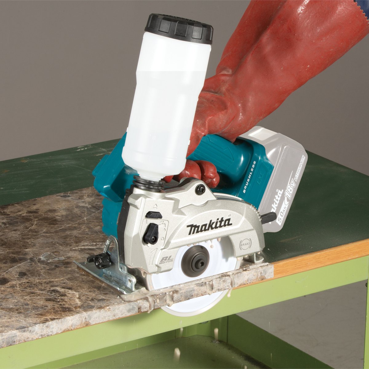 18V LXT® Lithium-Ion Powered Brushless Cordless 5-Inch Wet and Dry Masonry Cutting Saw (Tool Only)
