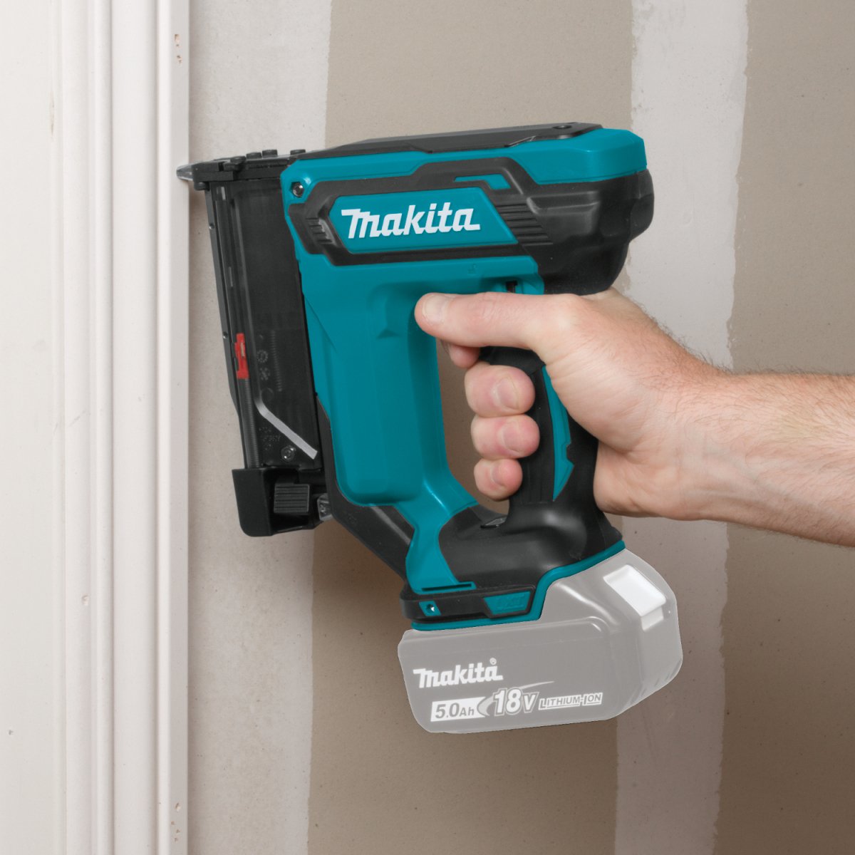 Makita 18V LXT® Cordless 23 Ga 1 - 3/8 Pin Nailer: Powerful & Compact
