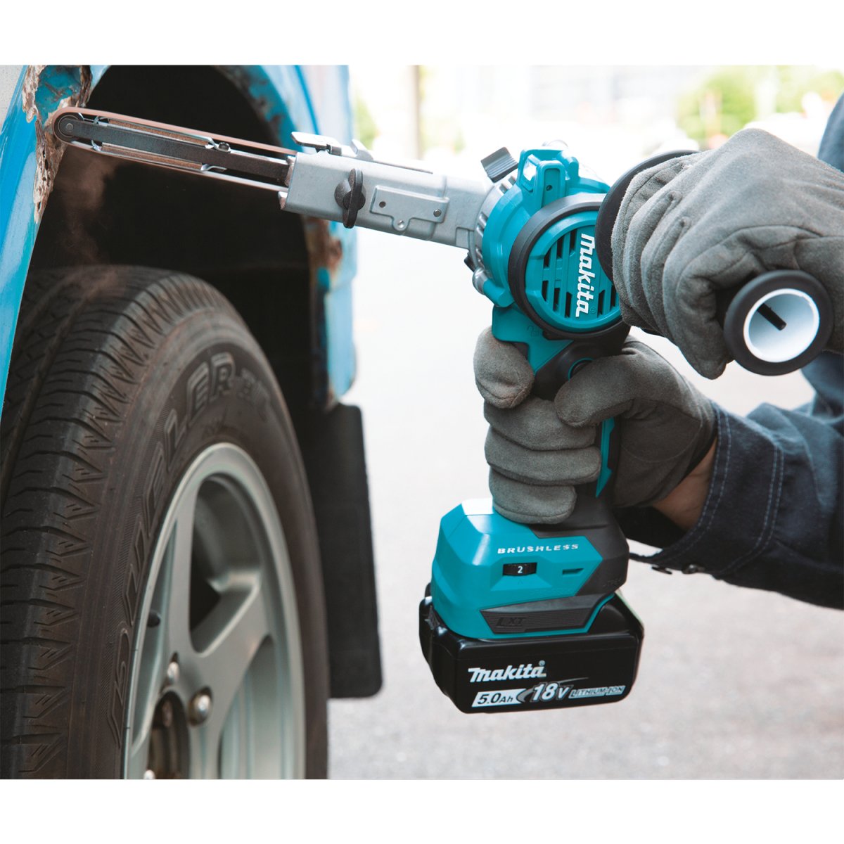 18V LXT® Brushless Cordless 3/8 x 21 Detail Belt Sander for Precise Work