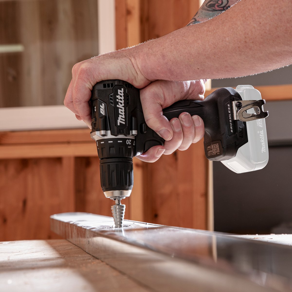 18V LXT® Sub-Compact Brushless Cordless 1/2 Lithium-Ion Driver-Drill for Lightweight Power