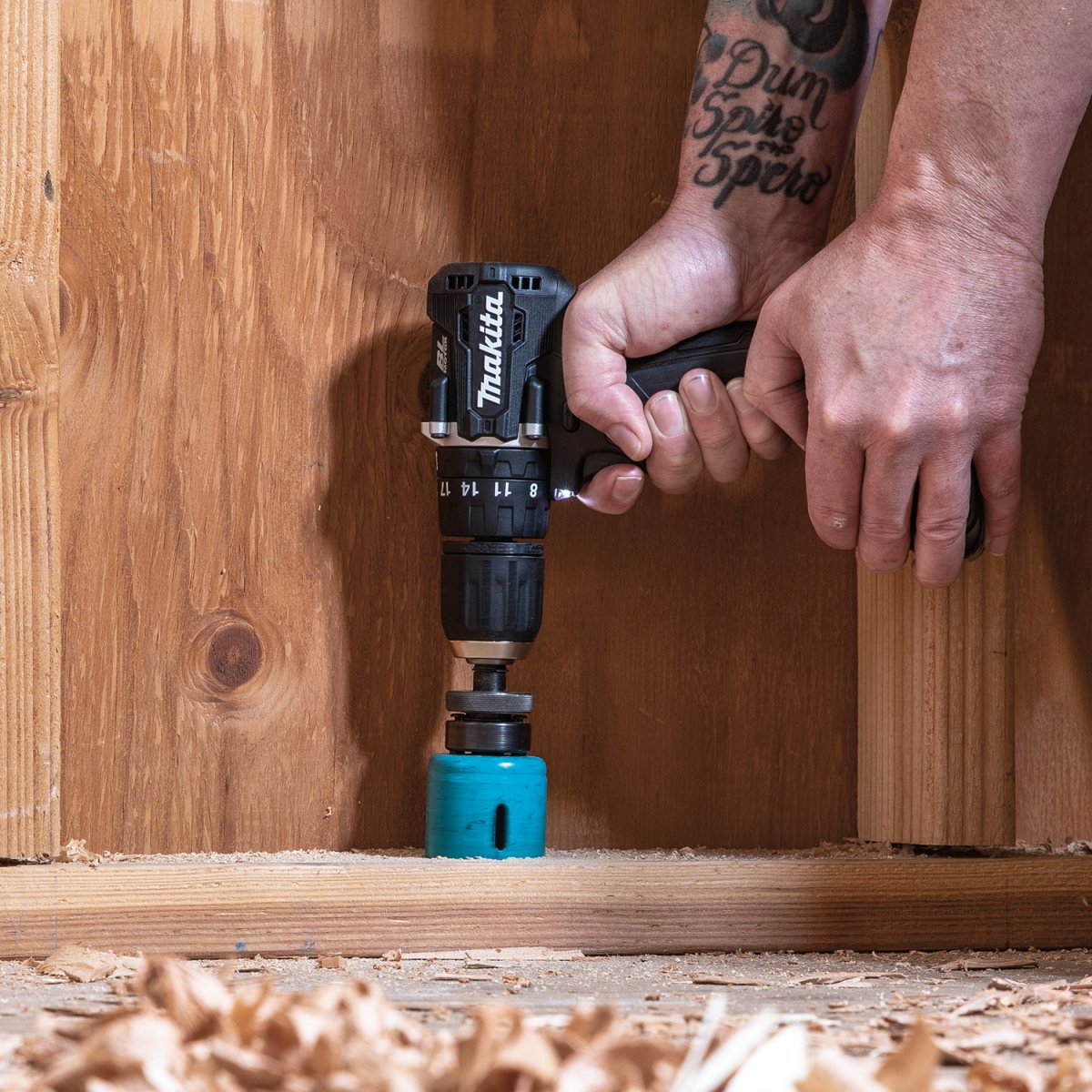 18V LXT® Lithium-Ion Sub-Compact Brushless Cordless 1/2-inch Hammer Driver-Drill with 2.0Ah Battery - A Compact and Powerful Drilling Solution