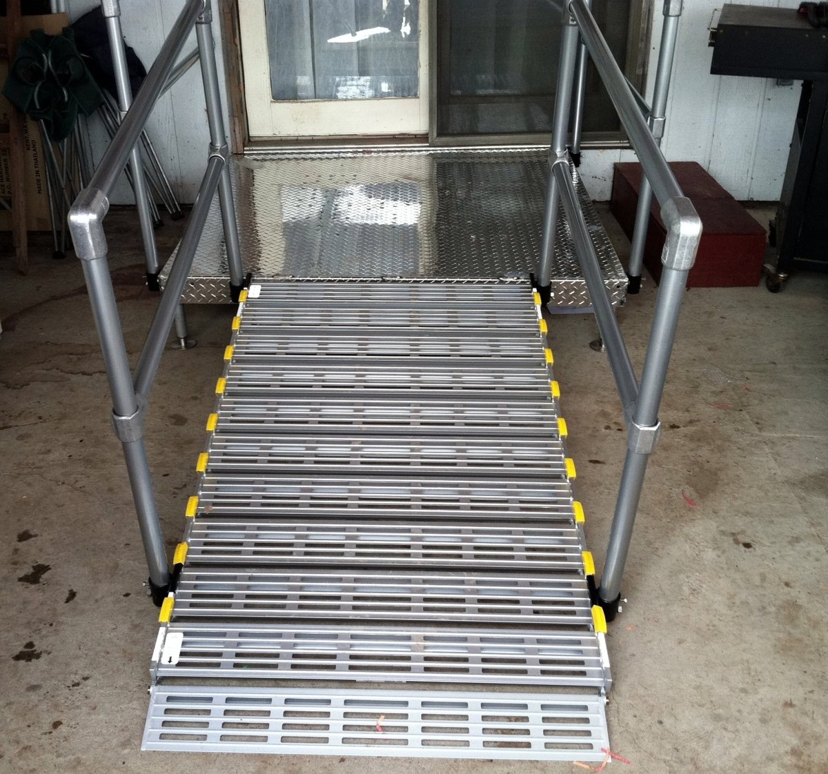 26-Inch Wide Portable Modular Ramp System without Handrails