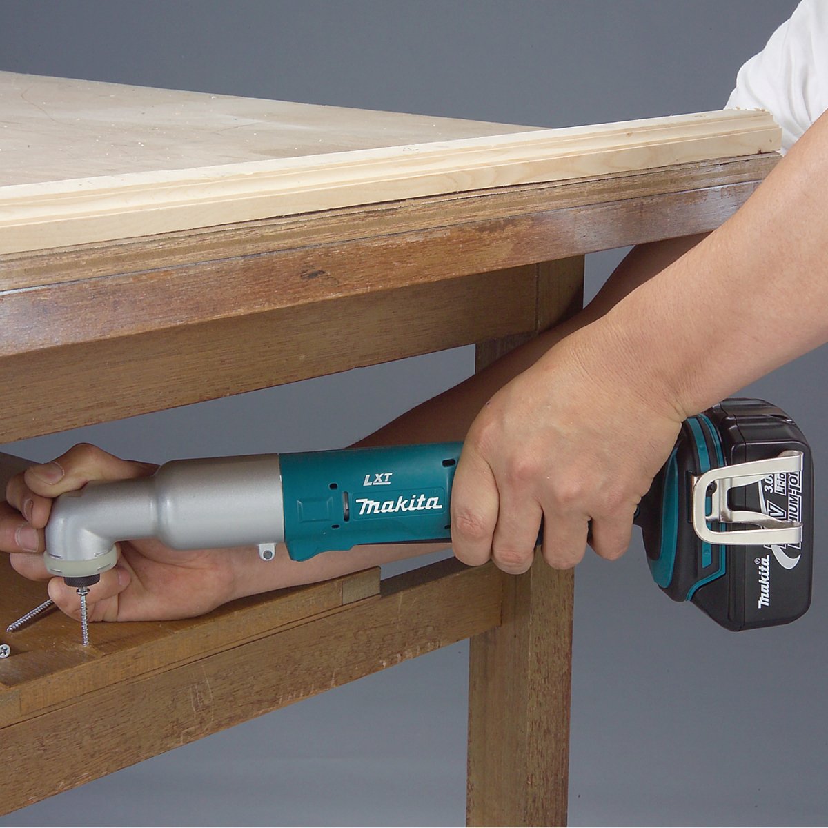 18V LXT® Lithium-Ion Cordless Angle Impact Driver - Ideal for Various Fastening Jobs