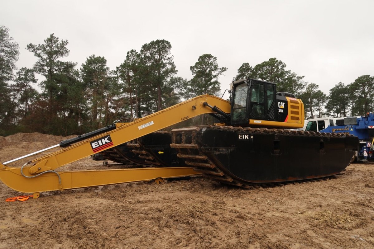 2015 Caterpillar 320E Excavator with 6623 Operating Hours