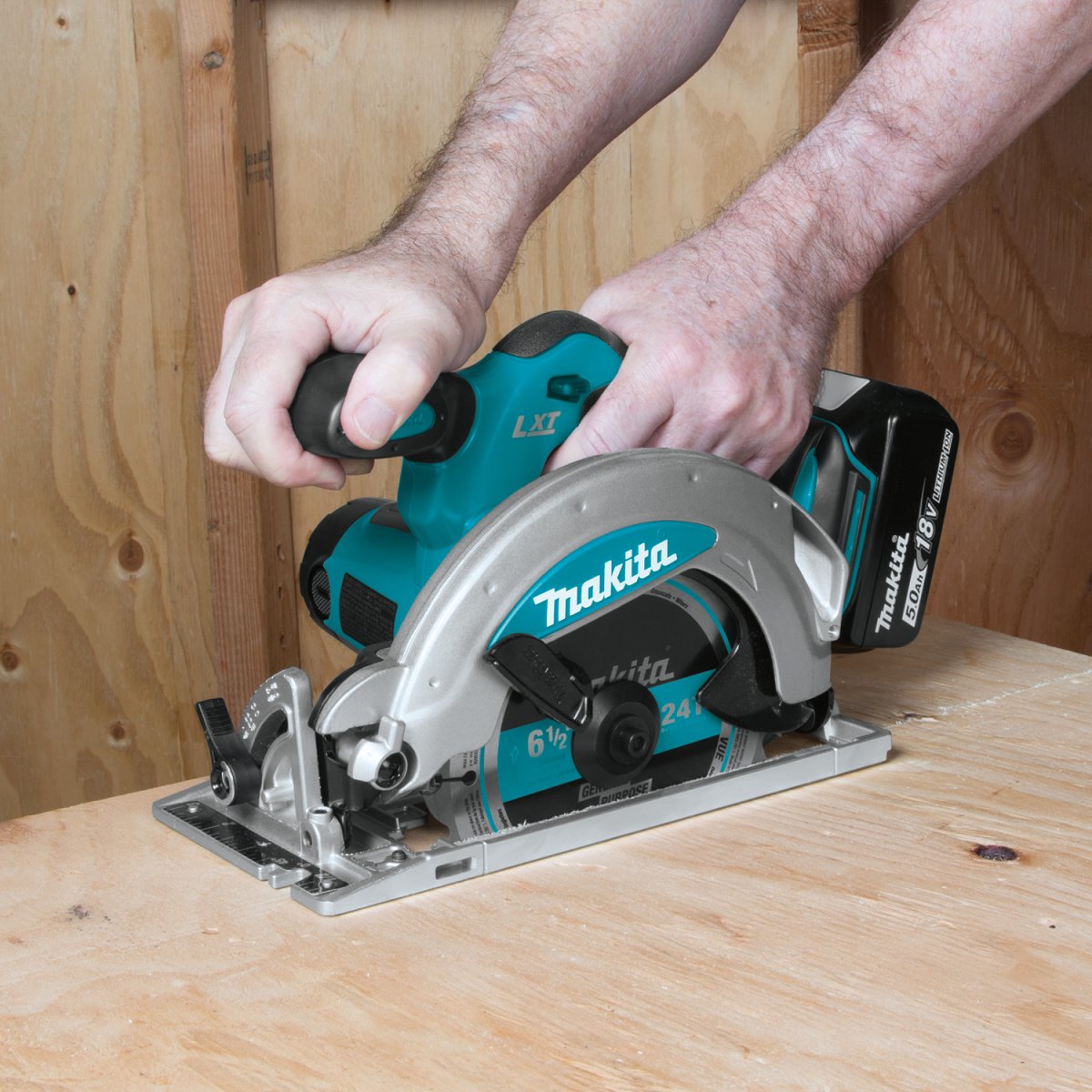 Makita 18V LXT® Cordless 6-1/2" High-Torque Circular Saw for Professionals