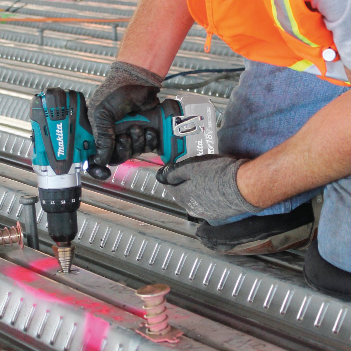Makita 18V LXT® Cordless 1/2 Driver-Drill with 4.0Ah Lithium-Ion Battery