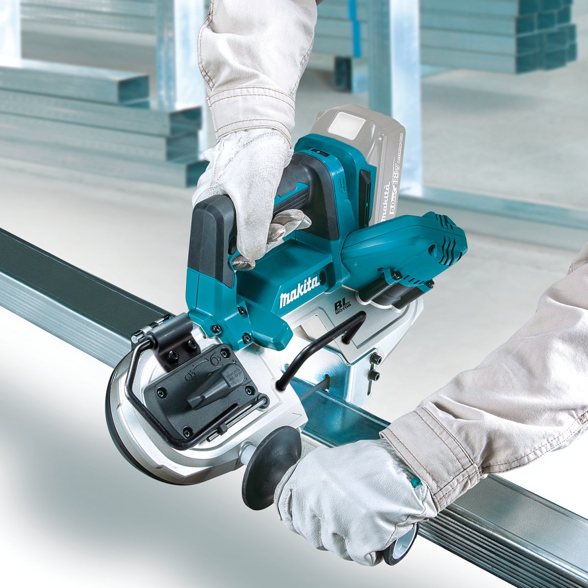 Makita 18V LXT® Compact Brushless Cordless Band Saw for Efficient Metal Cutting
