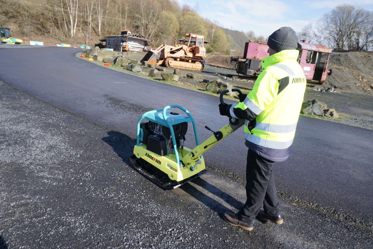 High - performance APR 40/60 Reversible Vibratory Compaction Plates