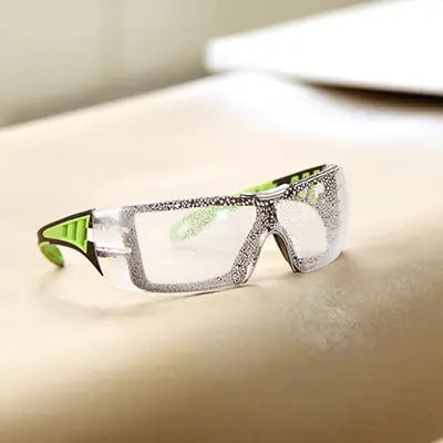 Ultra Lightweight Anti - Fog E - Z Clean Goggles for Water - Based Paint Jobs