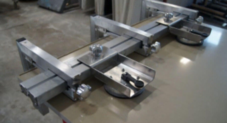 Groves High - performance Miter Up Clamping System for Stonework