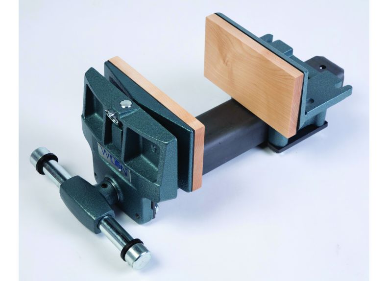 Wilton's Rapid - Acting Pivot Jaw Woodworkers Bench Vise with 4 x 7 Jaw for Woodworking Projects