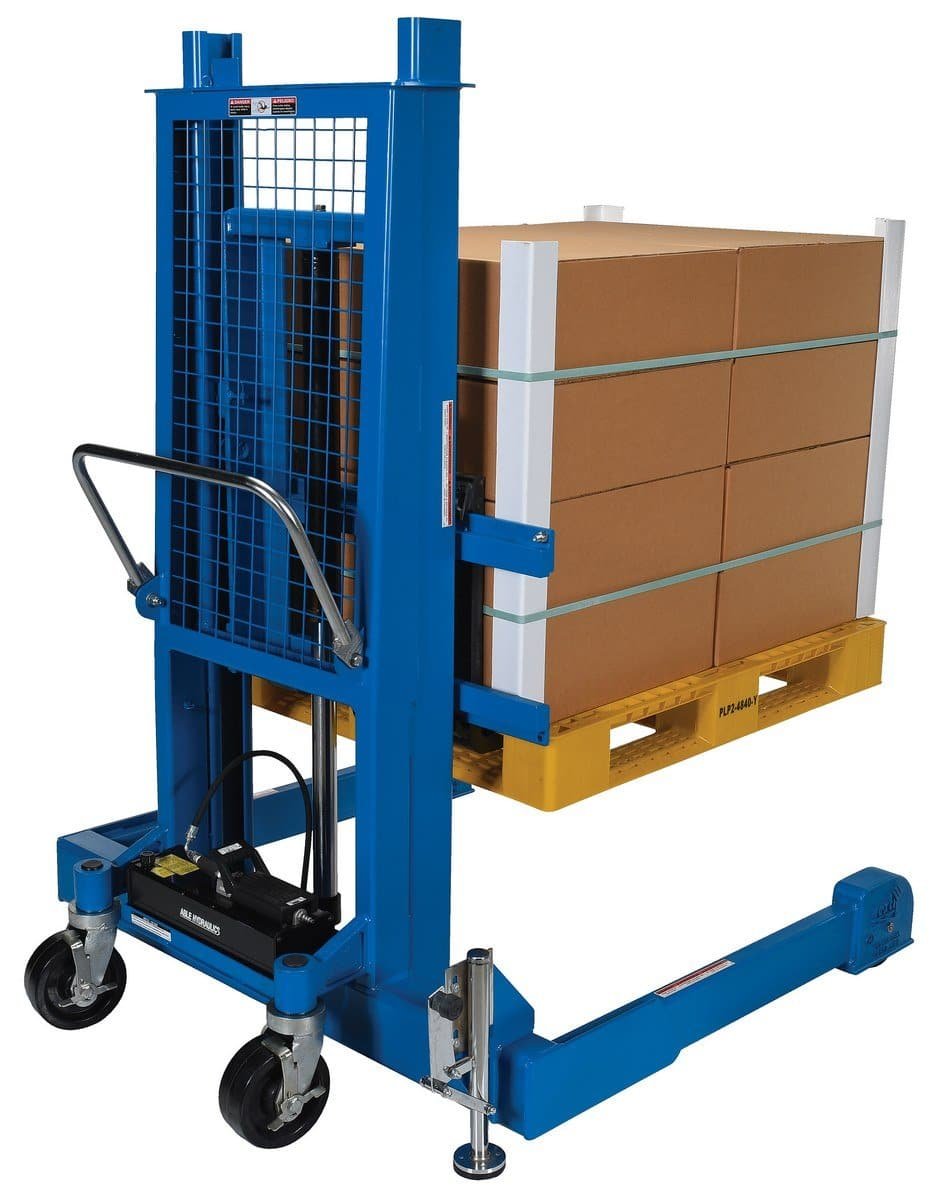 Pallet Master and Server Equipment for Fork - Truck - Free Operations