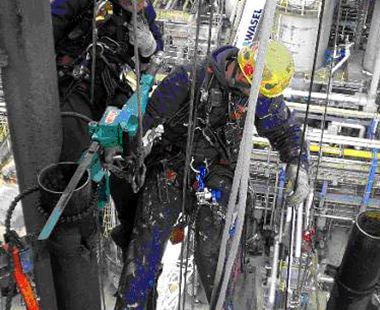 High - Performance Portable Pneumatic Hacksaw for Diverse Cutting Tasks